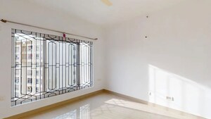 Room in 3 BHK Apartment at Nagarjuna Aster Park, Yelahanka New Town – for Sale