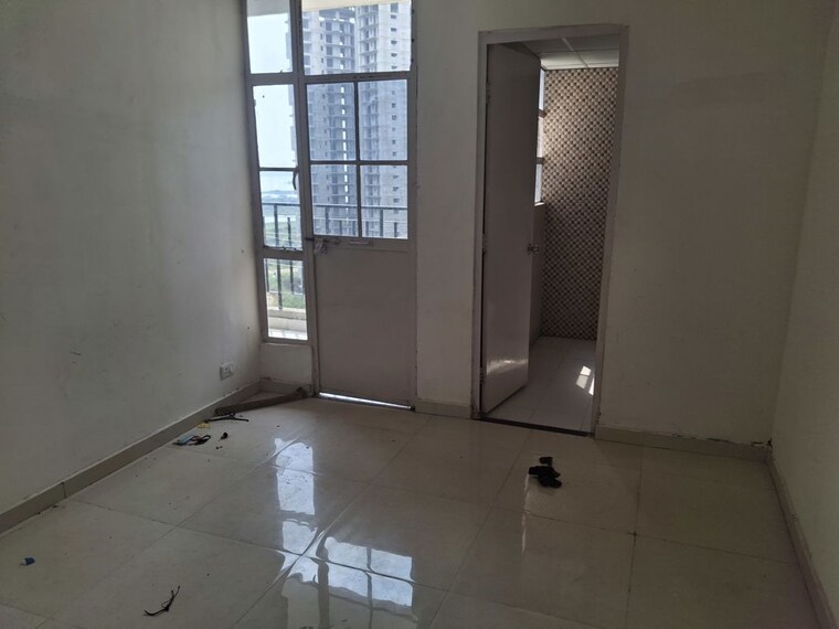 Room, signature-global-solera-2 2 Bedroom 565 Sq.Ft. Apartment In Sector 107 Gurgaon 10704242