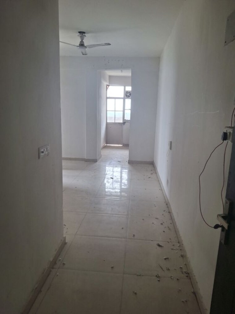 undefined, signature-global-solera-2 2 Bedroom 565 Sq.Ft. Apartment In Sector 107 Gurgaon 10704242