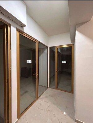 Room in 3 BHK Builder Floor at Smart World Orchard, Sector 61 – for Rent