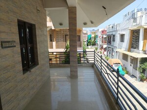 Parking in 1 BHK Villa at Prahlad Nagar – for Rent