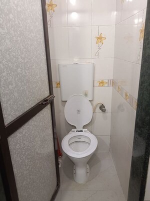 Bathroom in 1 BHK Apartment at Sarthak CHS Goregaon, Goregaon East – for Rent