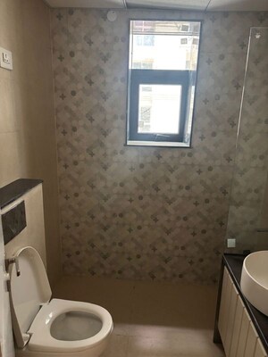 Bathroom in 3 BHK Apartment at Signature Global City 63A, Sector 63a – for Rent