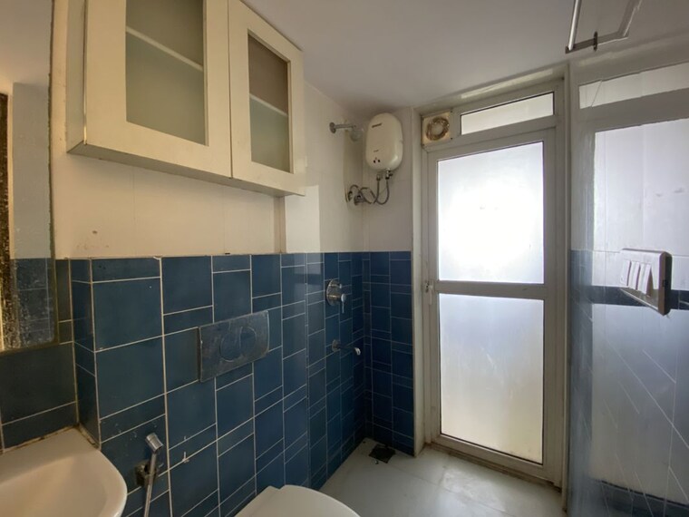 Bathroom, lodha-amara 2 Bedroom 672 Sq.Ft. Apartment In Kolshet Road Thane 10704353
