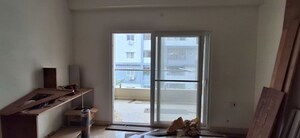 Room in 3 BHK Apartment at Paramount Hill County, Kondapur – for Rent