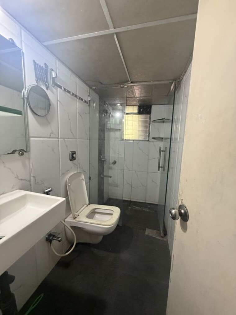 Team Area, montreal-tower 2 Bedroom 750 Sq.Ft. Apartment In Andheri West Mumbai 10704366