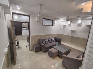 Team Area in 3 BHK Builder Floor at Malviya Nagar – for Rent