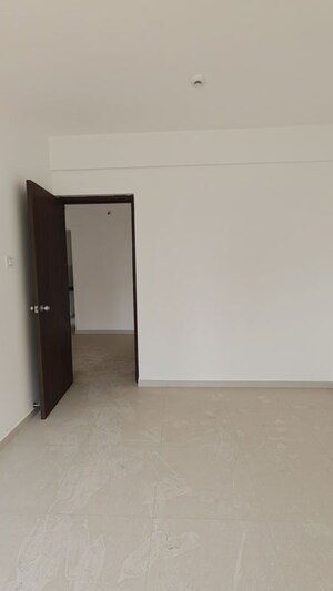 Room in 2 BHK Apartment at Shapoorji Pallonji Joyville Hadapsar Annexe, Hadapsar – for Sale