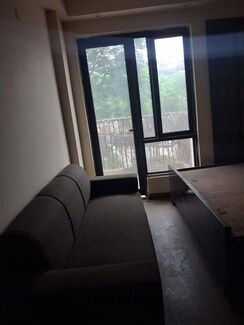 StudioApartment For Rent in Paras Tierea
