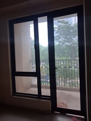 Room in Studio Apartment at Paras Tierea, Sector 137 – for Rent