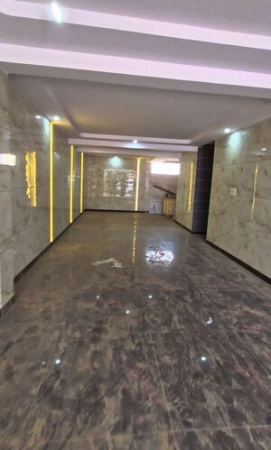 Parking in 3 BHK Builder Floor at Tagore Garden – for Rent
