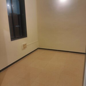 Room in 1 BHK Apartment at Adarsh Nagar Society, Worli – for Rent