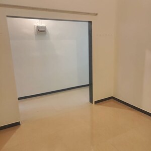 Room in 1 BHK Apartment at Adarsh Nagar Society, Worli – for Rent