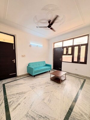 2 BHK Builder Floor For Rent in Chattarpur