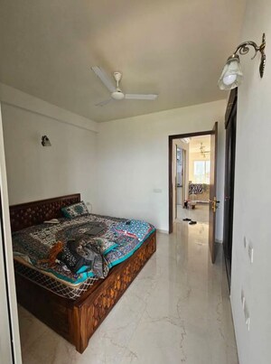 Bedroom in 3 BHK Apartment at Smart World Orchard, Sector 61 – for Rent