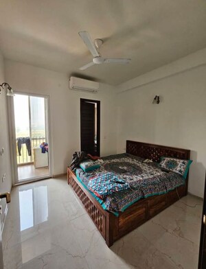 Bedroom in 3 BHK Apartment at Smart World Orchard, Sector 61 – for Rent