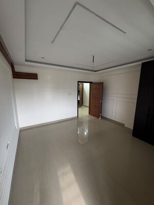 Room in 3 BHK Apartment at Subham Greens, Lokhra – for Rent
