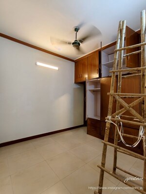 Staircase in 3 BHK Builder Floor at East Of Kailash – for Rent