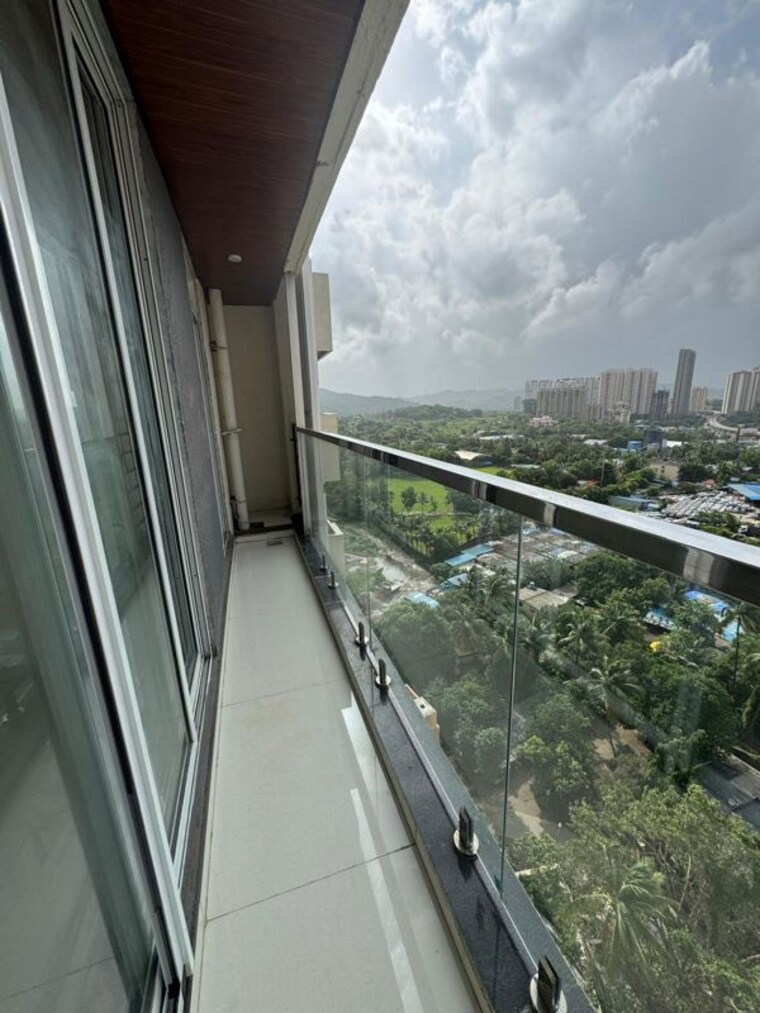 Balcony, jvm-tiara 2 Bedroom 650 Sq.Ft. Apartment In Thane West Thane 10704361