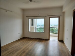 3 BHK Apartment For Rent in Universal Ecogreens, Lokhra