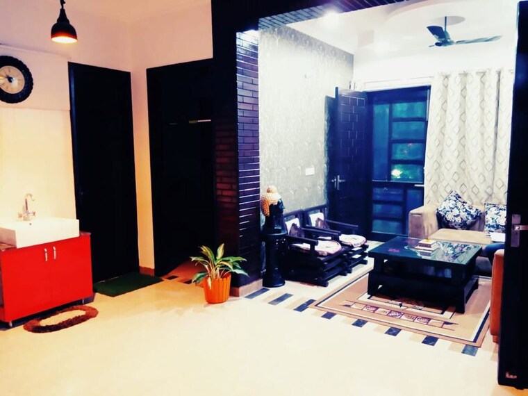 Living Room, sector 10a 2 Bedroom 1247 Sq.Ft. Independent House In Sector 10a Gurgaon 10704437