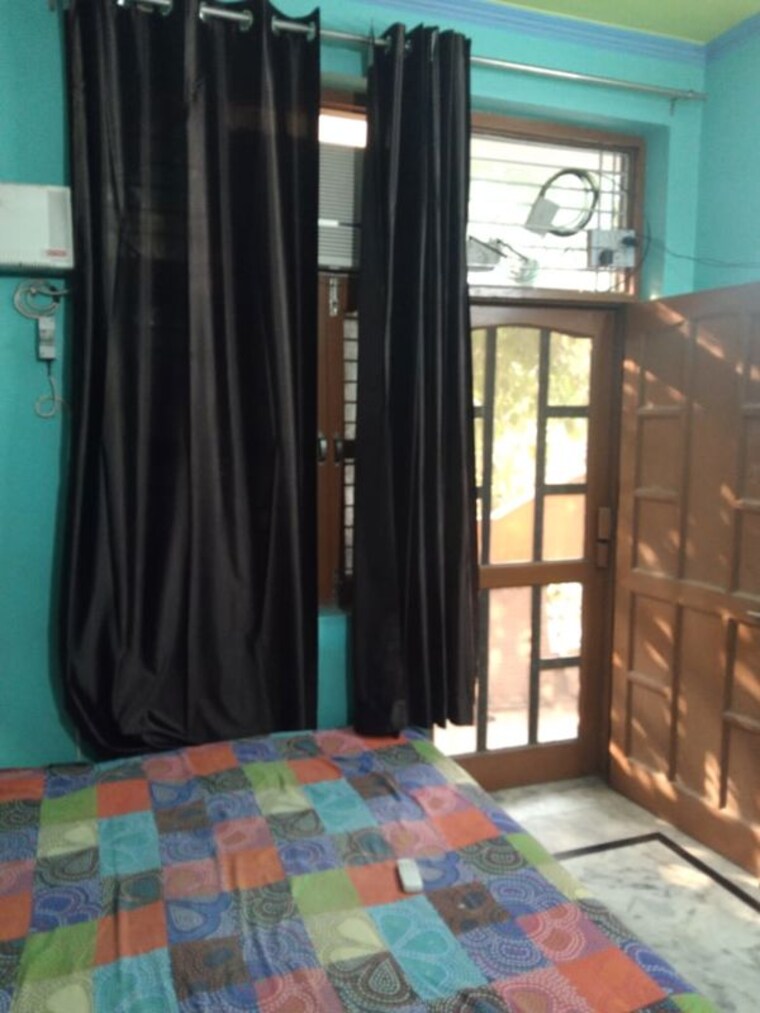 Bedroom, sector 10a 2 Bedroom 1600 Sq.Ft. Independent House In Sector 10a Gurgaon 10704444
