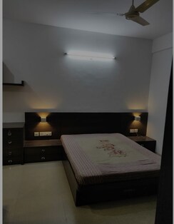 3 BHK Apartment For Rent in SJR Luxuria