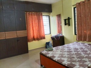 Bedroom in 2 BHK Apartment at A.V.Bhat Oakwoods Apartment, Viman Nagar – for Rent