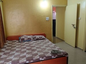 Bedroom in 2 BHK Apartment at A.V.Bhat Oakwoods Apartment, Viman Nagar – for Rent
