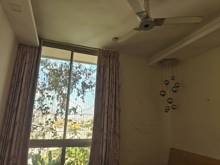 Balcony, hirandahalli 3 Bedroom 1500 Sq.Ft. Apartment In Hirandahalli Bangalore 10704452