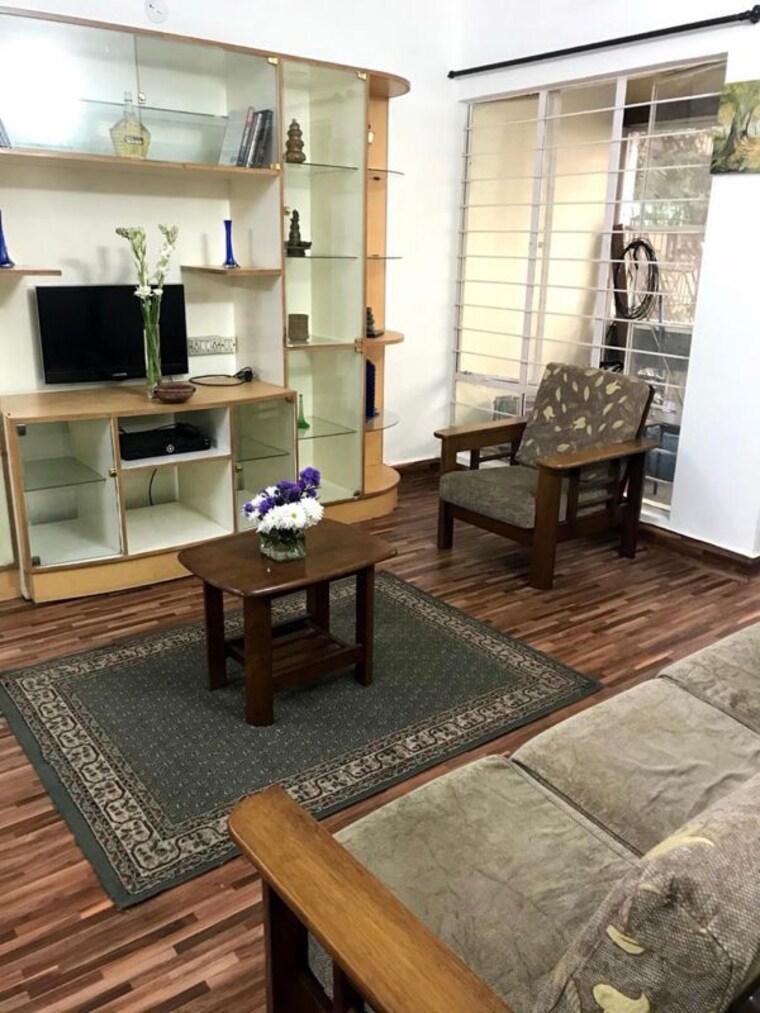 Room, mahatma gandhi road 2 Bedroom 1200 Sq.Ft. Apartment In Mahatma Gandhi Road Bangalore 10704495