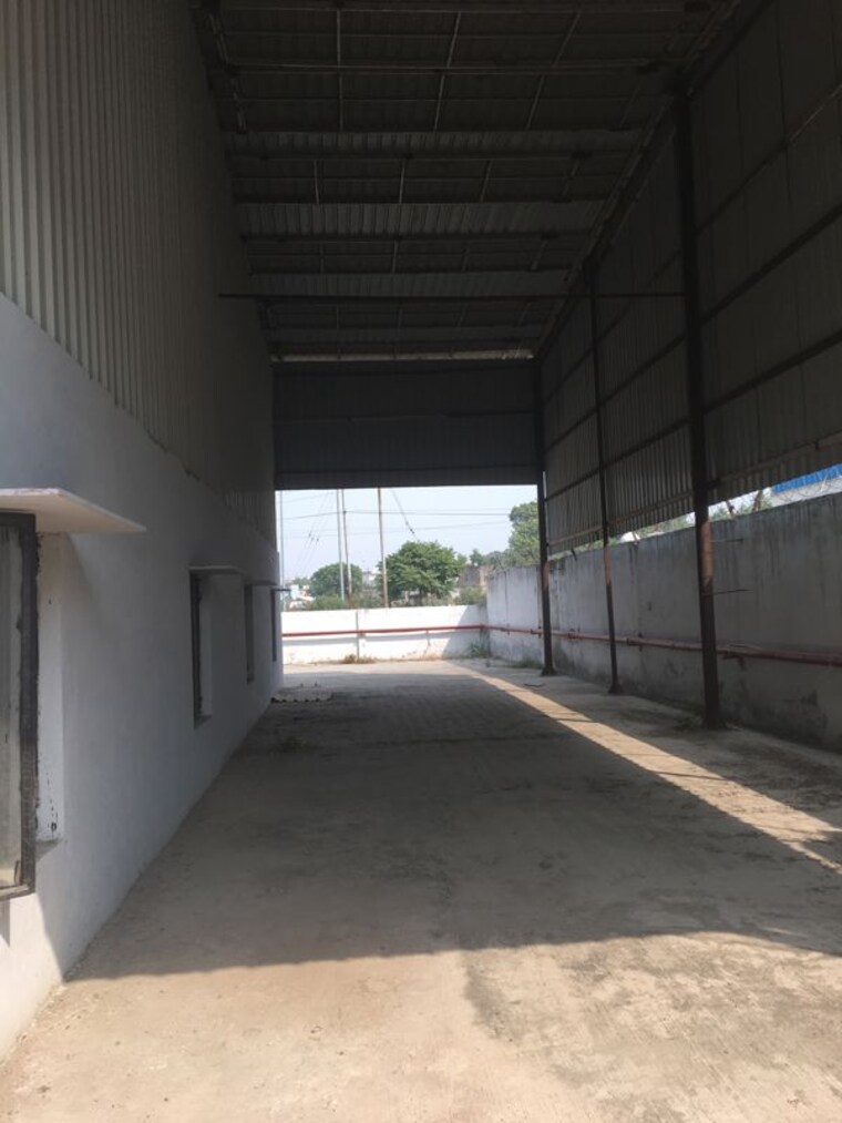 Team Area, sector 63 Commercial Warehouse 13500 Sq.Ft. In Sector 63 Noida 10704464