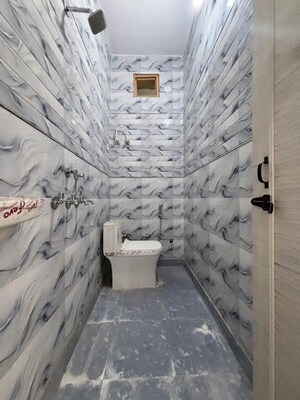 Bathroom in 3.5 BHK Independent House at Uttam Nagar – for Sale