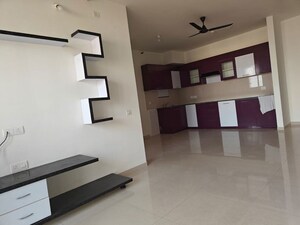 Room in 2 BHK Apartment at Hirandahalli – for Rent