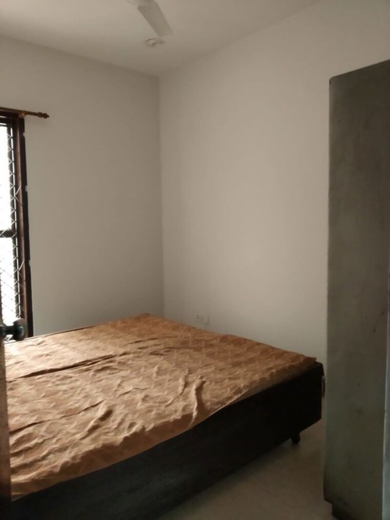 Bedroom, sector 10a 2 Bedroom 1185 Sq.Ft. Independent House In Sector 10a Gurgaon 10704524