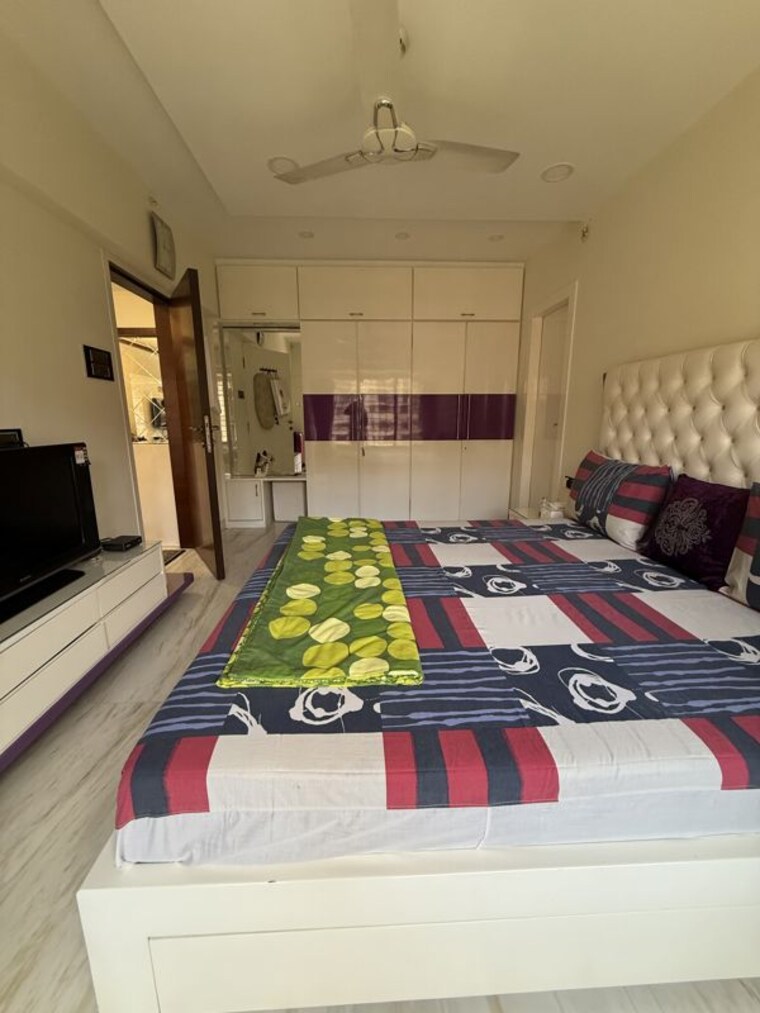 Master Bedroom, sheth-72-west 3 Bedroom 1215 Sq.Ft. Apartment In Andheri West Mumbai 10704496