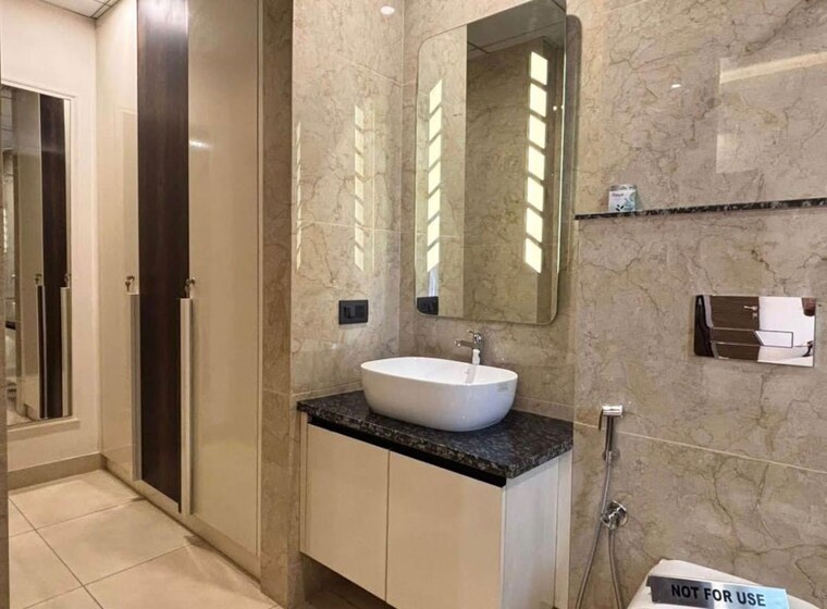 Bathroom, raj-one-good-earth 3 Bedroom 1650 Sq.Ft. Builder Floor In Sector 71 Gurgaon 10704526
