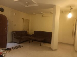 Room in 3 BHK Apartment at Aundhe Khurd – for Rent