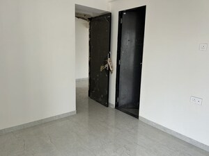 Room in 3 BHK Apartment at One Meraki, Chembur – for Rent