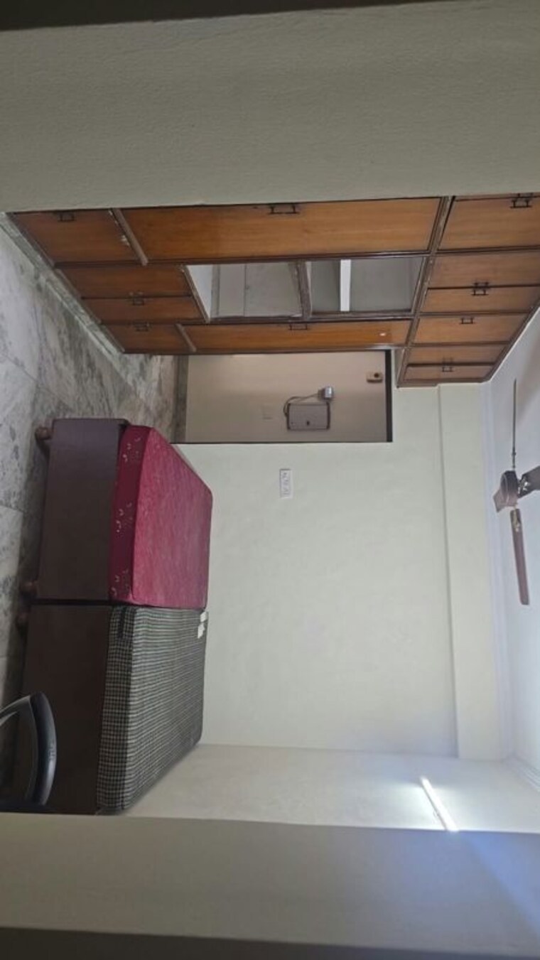 Kitchen, dlf phase iv 2 Bedroom 1350 Sq.Ft. Builder Floor In Dlf Phase iv Gurgaon 10704525