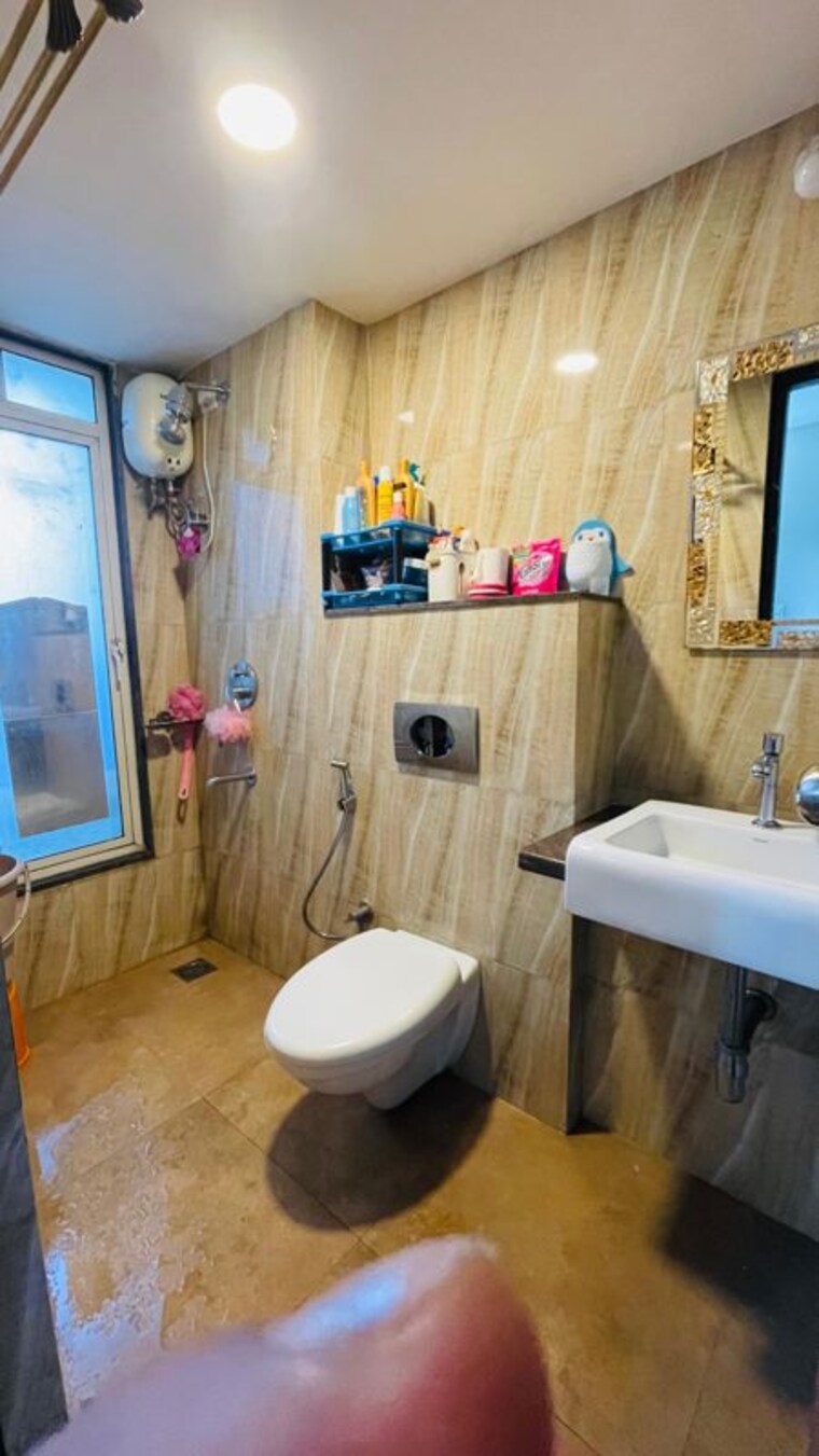 Bathroom, lodha-amara 2 Bedroom 672 Sq.Ft. Apartment In Kolshet Road Thane 10704538