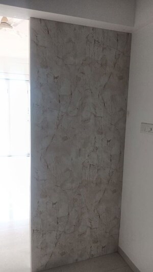 Room in 1 BHK Apartment at Kohinoor Sportsville, Hinjewadi – for Rent