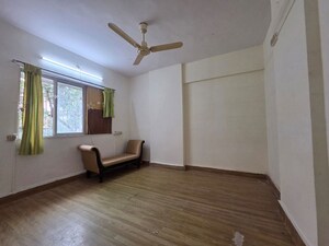Room in 3 BHK Apartment at Gokuldham Colony – for Rent