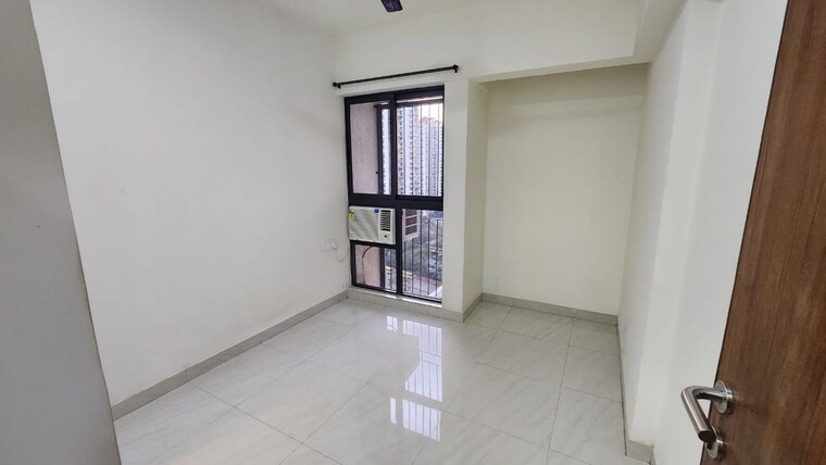 Room, lodha-quality-home-tower-2 2 Bedroom 475 Sq.Ft. Apartment In Majiwada Thane 10704641