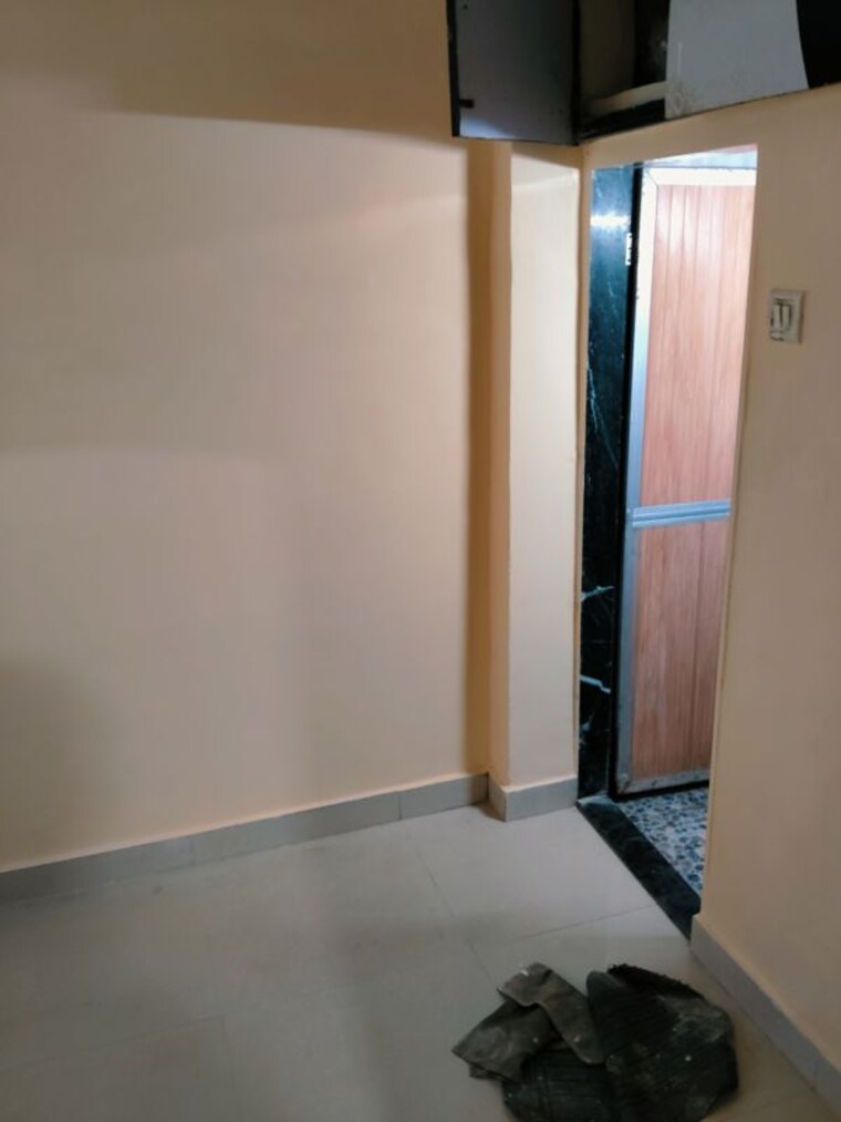 Master Bedroom, sai-prem-building 2 Bedroom 500 Sq.Ft. Apartment In Bhayandar West Thane 10704621