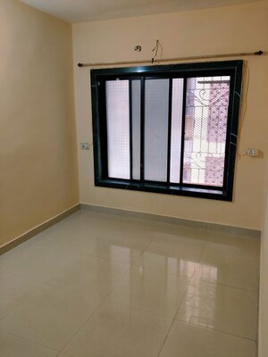 Room in 2 BHK Apartment at Sai Prem building, Bhayandar West – for Rent