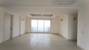Room in 3 BHK Builder Floor at Sector 22 – for Rent