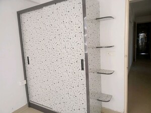 Furnished Amenities in 3 BHK Builder Floor at Sector 21 – for Rent