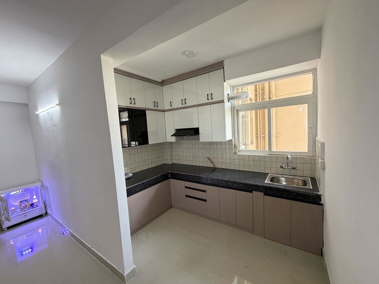Kitchen, sector 23a 3 Bedroom 1600 Sq.Ft. Builder Floor In Sector 23a Gurgaon 10704702