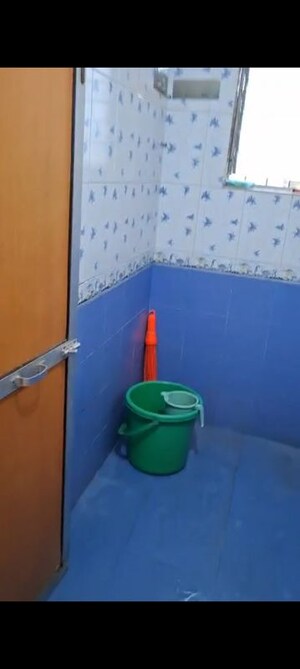 Bathroom in 1 BHK Apartment at Poonam Complex, Kandivali East – for Rent